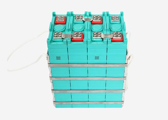 Buen precio célula de batería prismática del litio LiFePO4 de 12V 100Ah 3.2v 100Ah en línea
