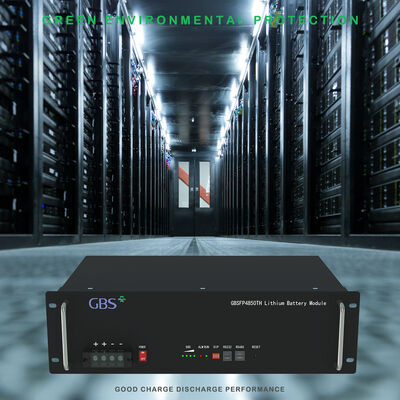 Buen precio Sistema de almacenamiento de energía con batería LiFePO4 con ciclo de vida clasificado de 5000 veces, temperatura de funcionamiento de menos 20 a 60 grados Celsius en línea