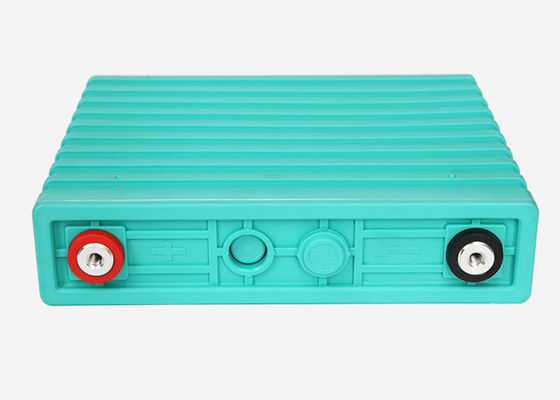 Buen precio Batería de litio de los PP Shell 3C 3.2V 200Ah Lifep04 en línea